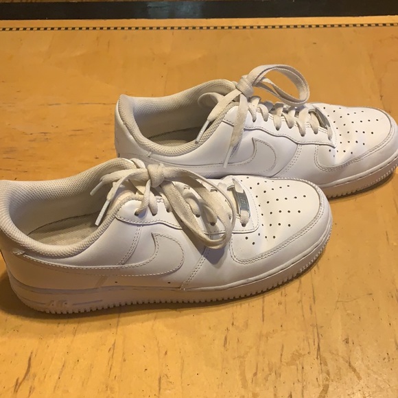 Nike Air Force 1 ‘07 WMNS 10 - Picture 2 of 6